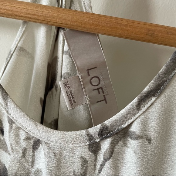 LOFT Tank Top Gray Ecru Bird Print Halter Size Medium Petite - Picture 3 of 6